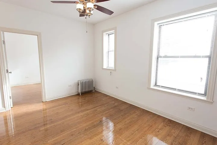 5320-5326.5 S. Drexel Boulevard — Photo 11