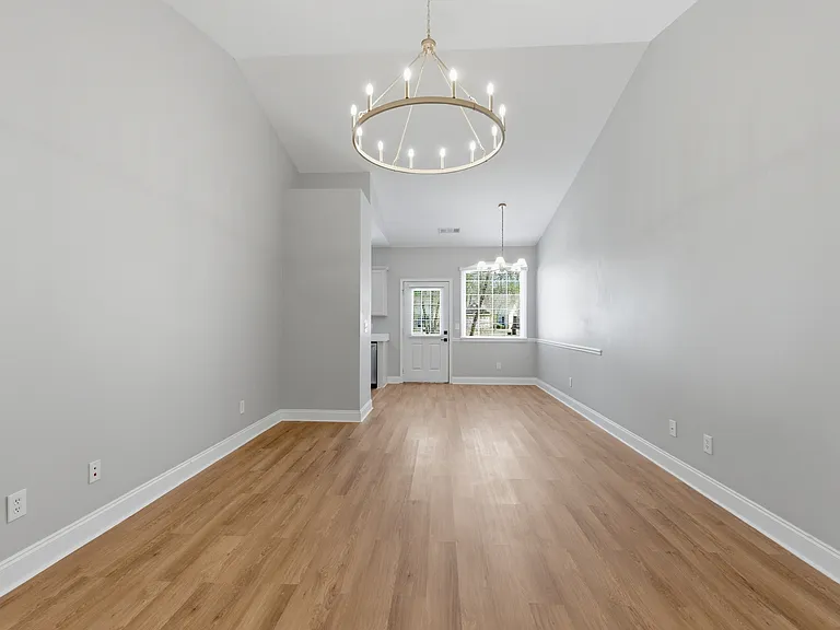 259 Derby Ct — Photo 22
