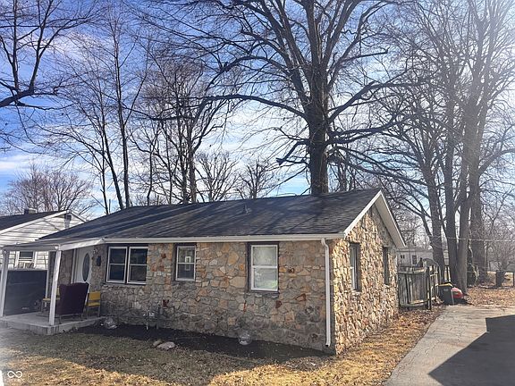 2nd image of 2617 Fowler St