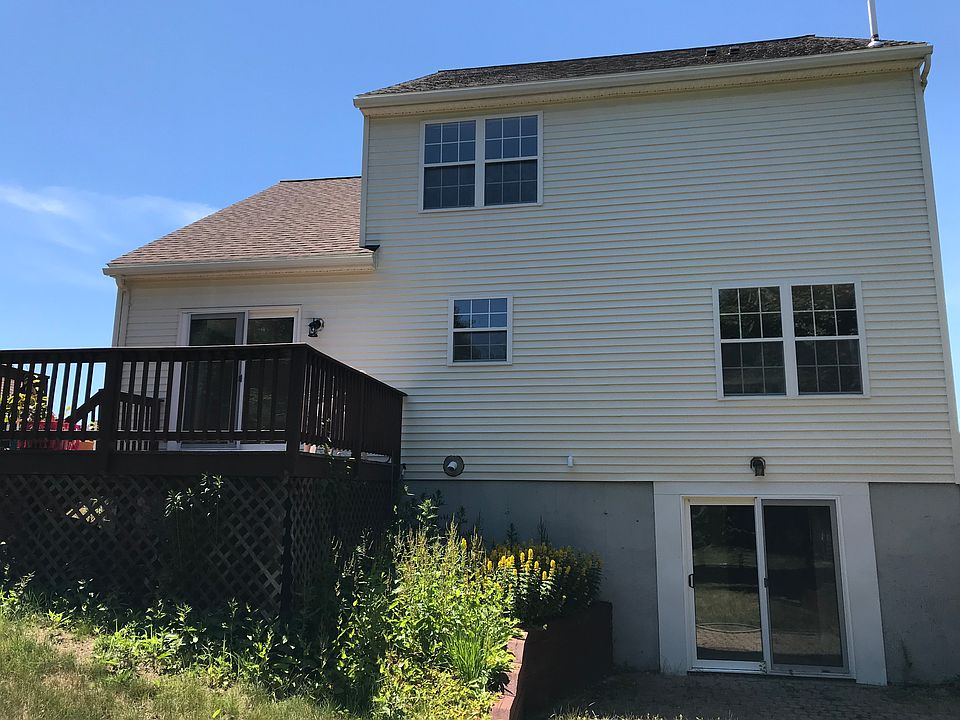 2nd image of 14 Palomino Dr