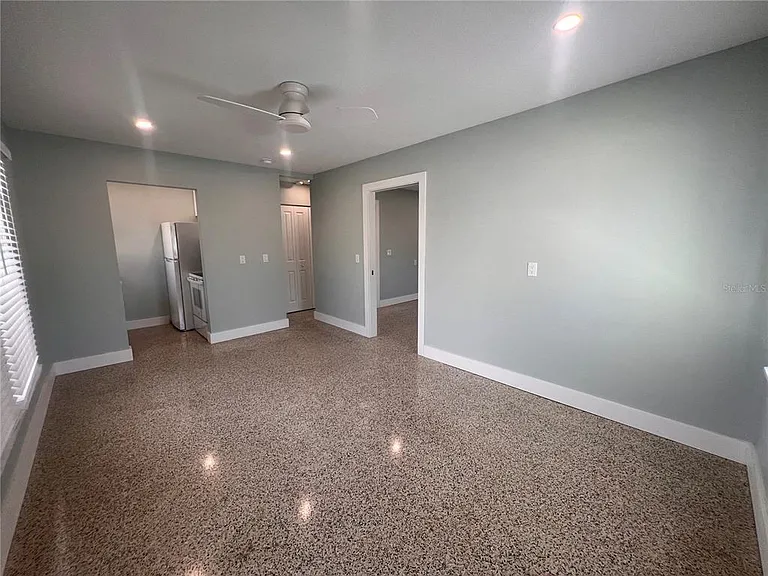 40 82nd Ave S #1 — Photo 11