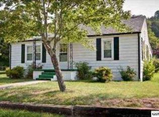 624 Paine St, Sevierville, TN 37862