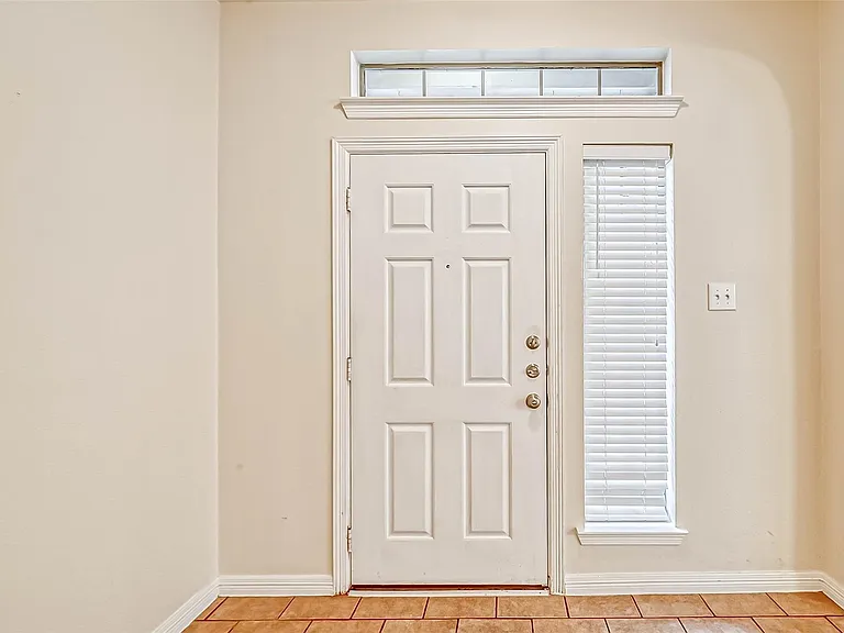 5526 Hazel Berry Way — Photo 4