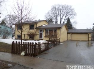 813 38th Ave, Anoka, MN 55303