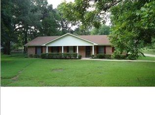 1753 W County Line Rd, Jackson, MS 39213