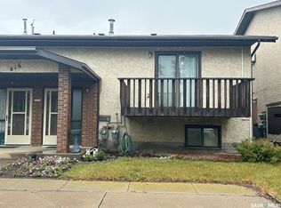 416 Heritage Dr #4, Estevan, SK S4A2N4
