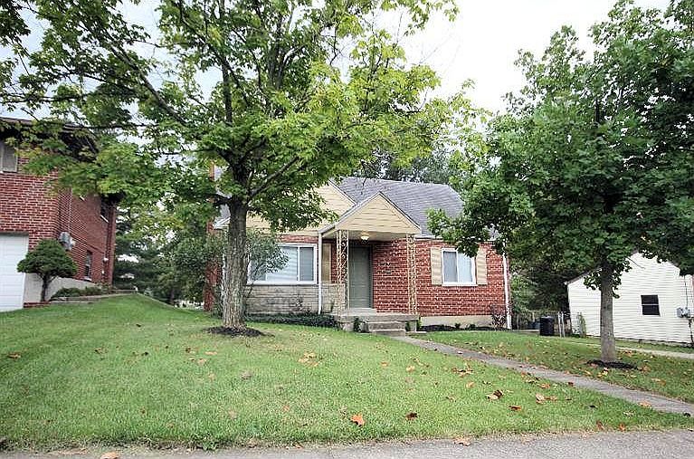 1st image of 1047 Thunderbird Dr