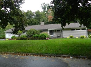 15 Ellis Dr, Worcester, MA 01609