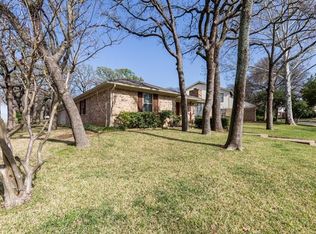 6715 Saddle Ridge Rd, Arlington, TX 76016