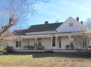 547 McGee Rd, Linden, TN 37096