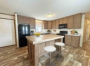 7055 Quarry Rd #33, Amherst, OH 44001