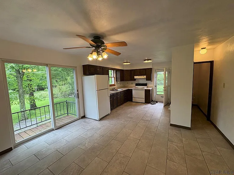 1405 Ocala Ave — Photo 6