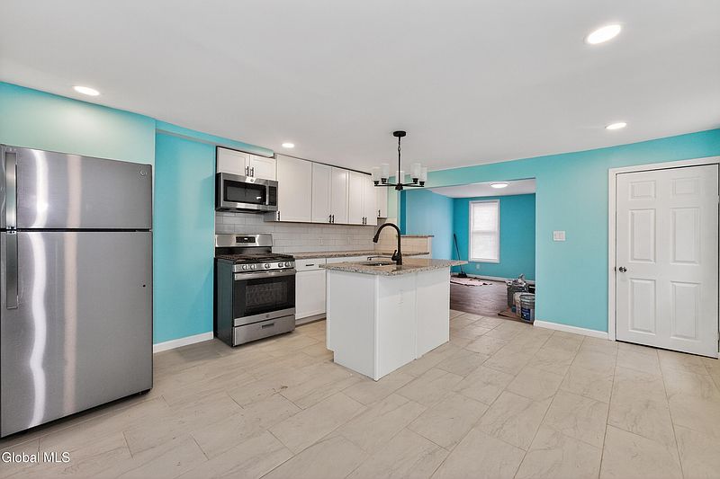 3rd image of 397 10th Street