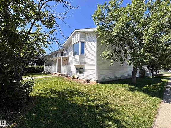 3rd image of 4602 52nd Ave