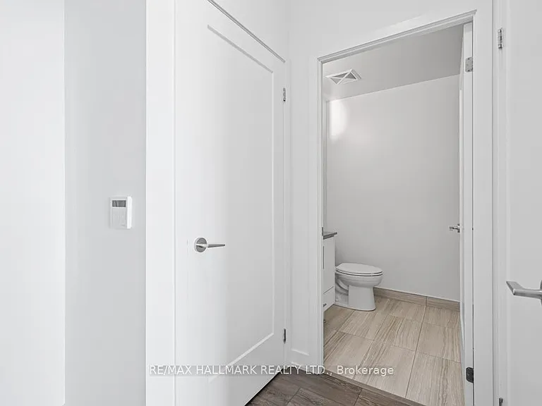 105 Oneida Cres #2607 — Photo 24