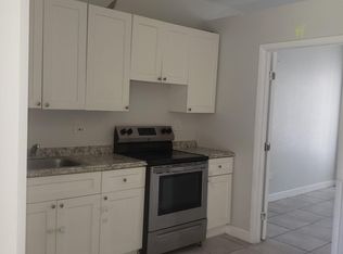 925 6th St APT A, West Palm Beach, FL 33401