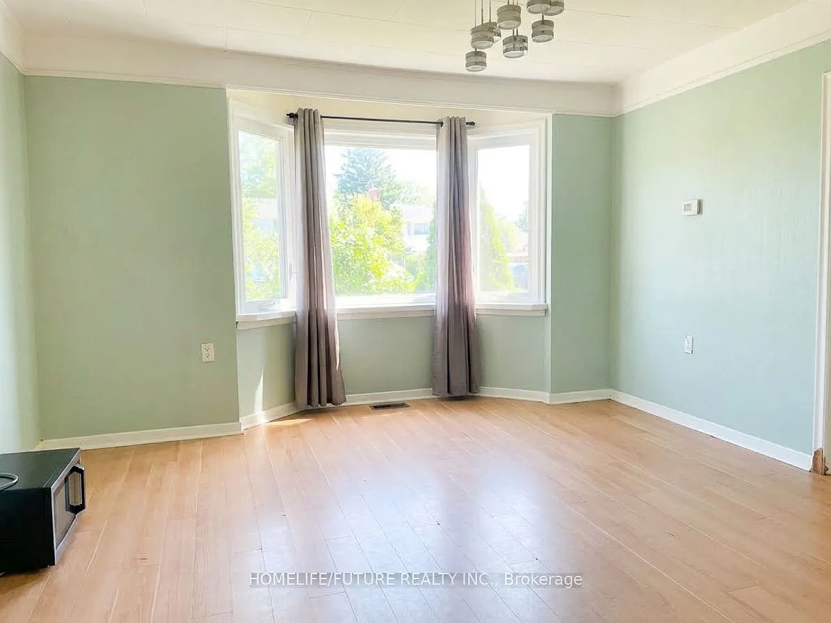 6 bed, $3,200 — Photo 4
