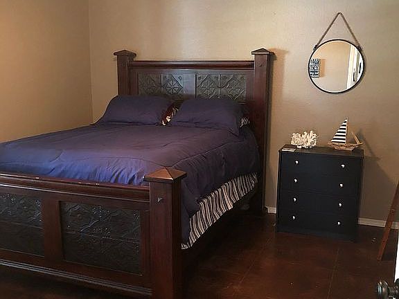 Guest bedroom