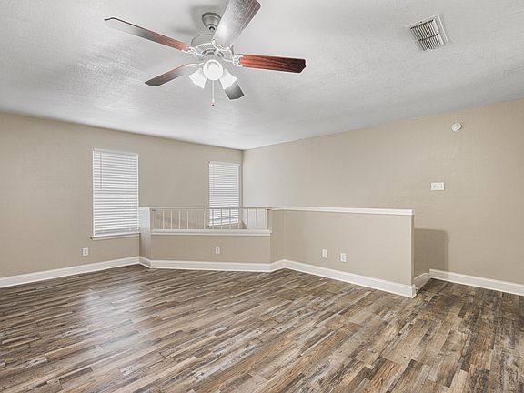 2nd image of 148 Valley View Dr #1