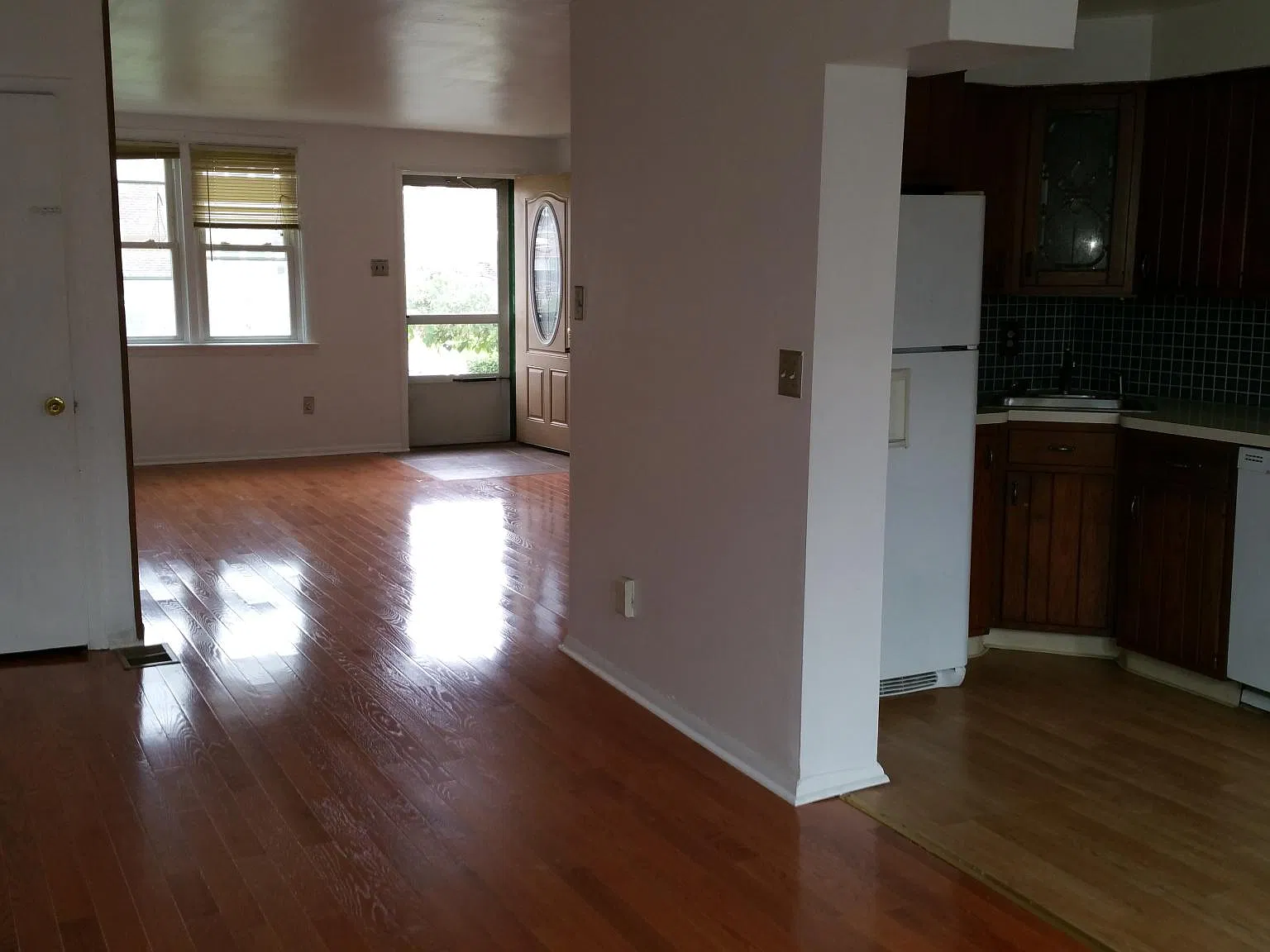 3 bed, 1152 sqft, $1,750 — Photo 2