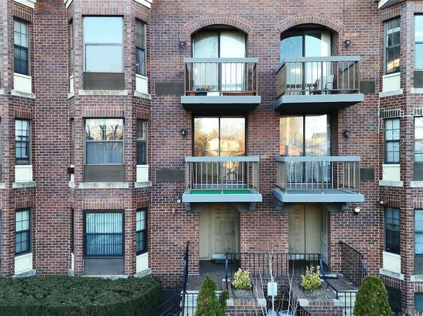 7124 164th Street 2FL, Fresh Meadows, NY 11365