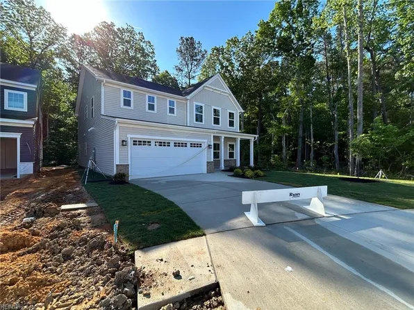 401 Watermans Way, Poquoson, VA 23662