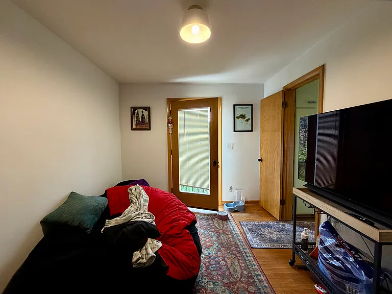302 N Meadow Ln — Photo 19