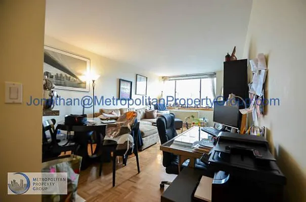 Rented by Metropolitan Property Group | media 1