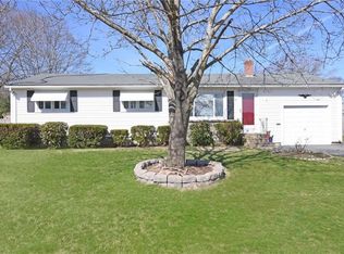 33 Fountain Ave, Warwick, RI 02886