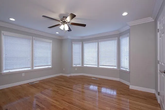 Fairfield Tudor At Rockville Centre — Photo 10