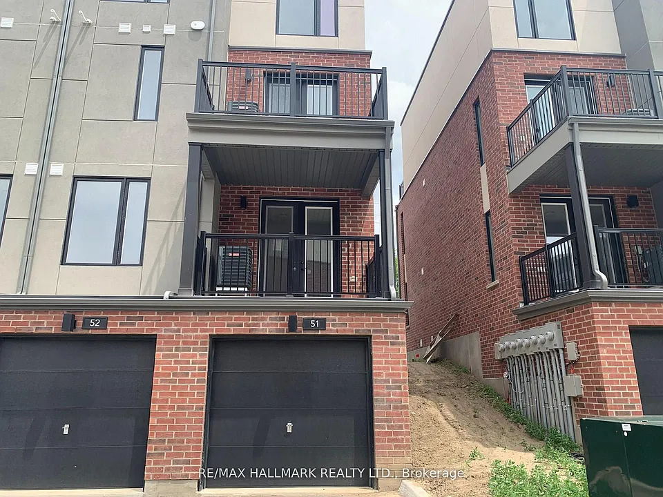 99 Roger St S #51
