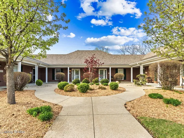 819 Garden Pointe Dr, Simpsonville, KY 40067
