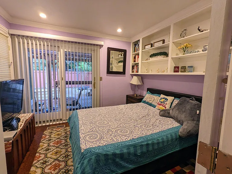 2125 Oneida Cir — Photo 5