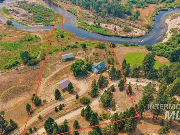 4th image of 93 Windy River Rd