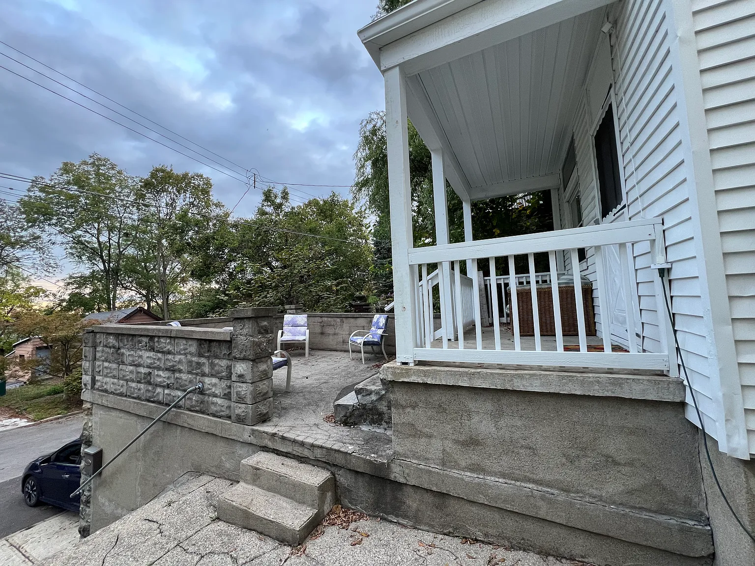 6 bed, 2500 sqft, $4,000 — Photo 2