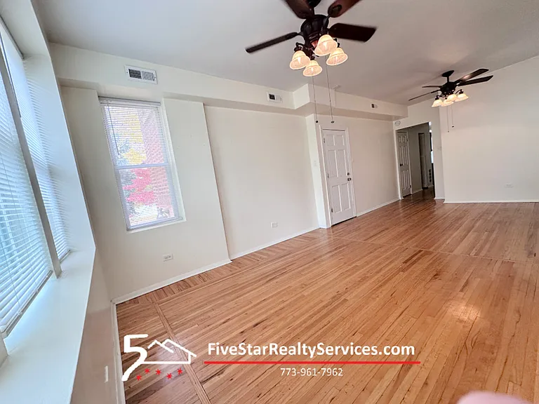 4453 N Kilbourn Ave #1 — Photo 5