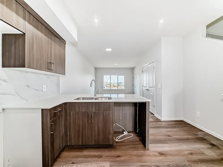 140 Chappelle Dr SW — Photo 30