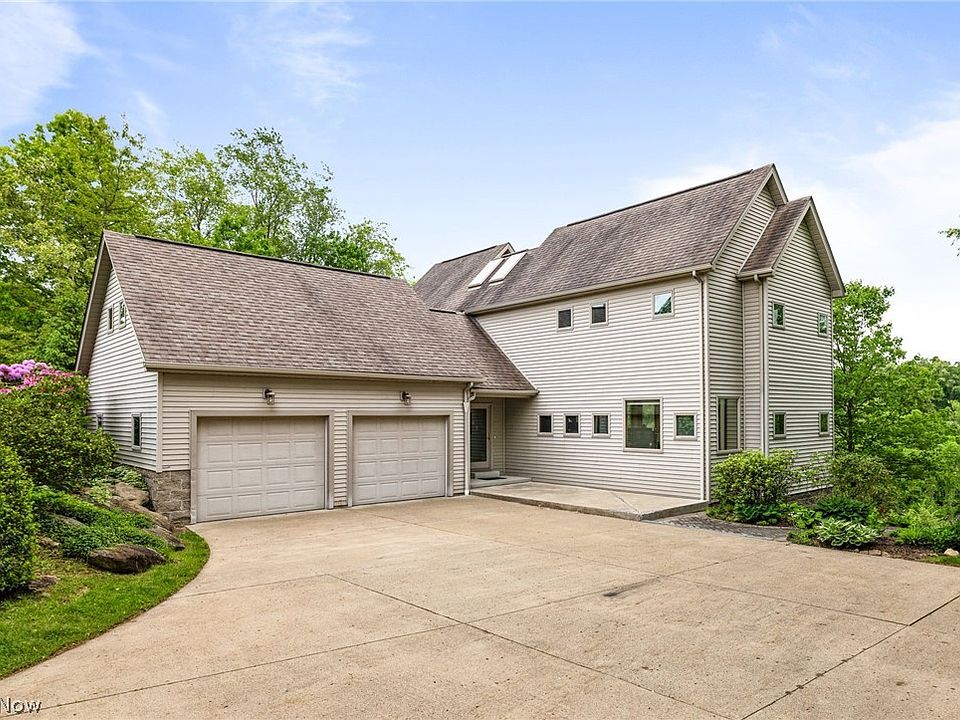 1st image of 49751 Parkview Dr