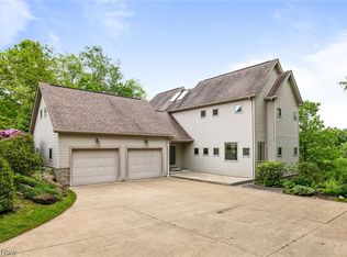 49751 Parkview Dr, East Liverpool, OH