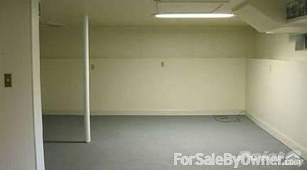 large finished basement
						:
						huge basement with laundry room and bathroom, great place for kids to hang out!