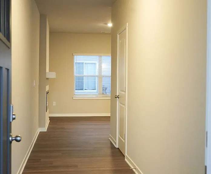 3219 NW Cedarwood Ln — Photo 4
