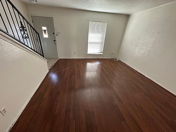 5th image of 18 E Mountain Creek Dr Unit 18