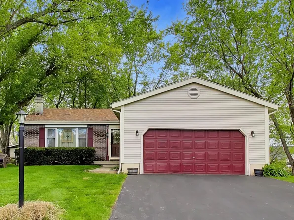 43W770 Fescue Ct, St Charles, IL 60175