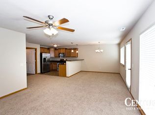 2448 Cedar Cove Rd, Lincoln, NE 68507
