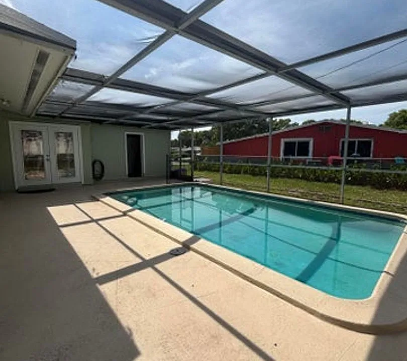 9109 Bamboo Dr