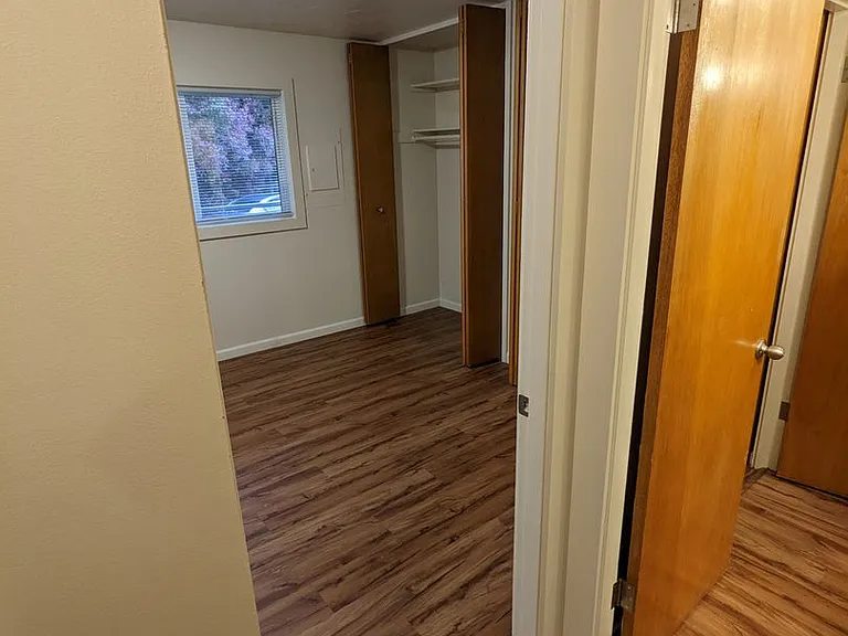 Park Village Apartments — Photo 127