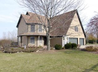 23644 Eagles Nest Rd, Antioch, IL 60002