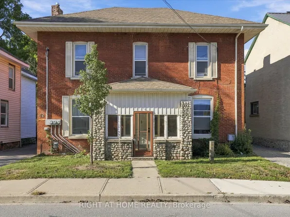 42 Wellington St, Kawartha Lakes, ON K9V 3N3