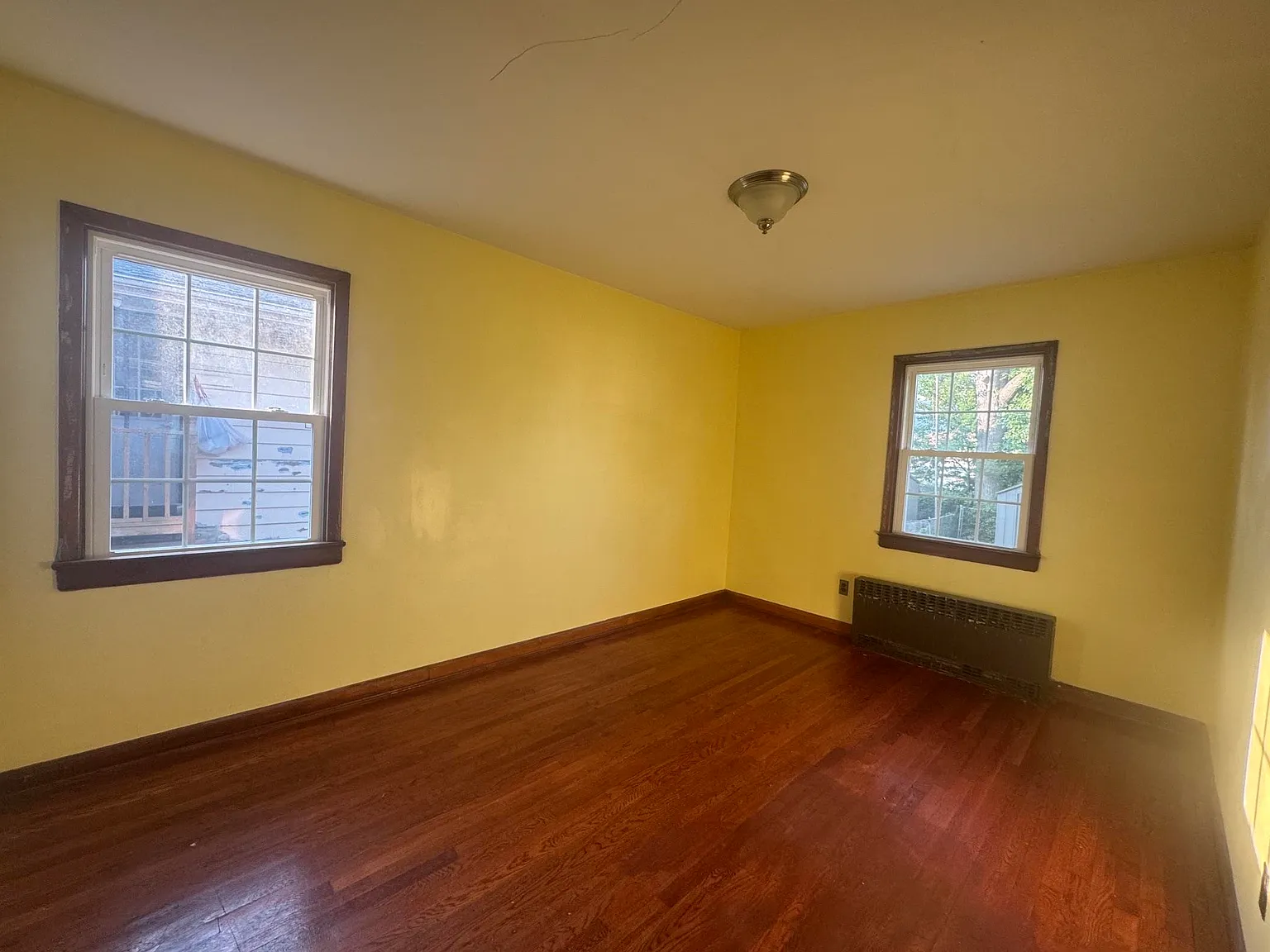 4 bed, 2.0 bath, $4,000 — Photo 4