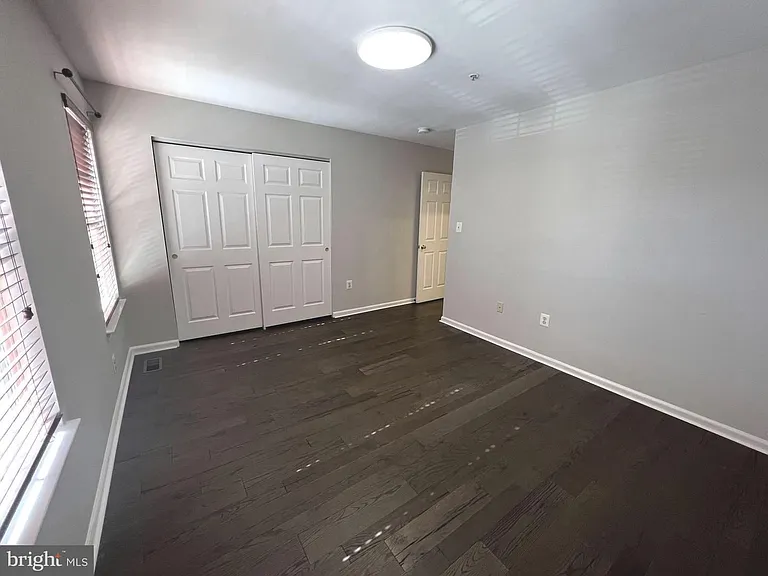 2724 Oak Leaf Ct — Photo 15